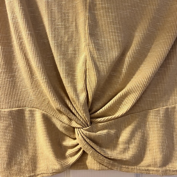 BCX Cuff Sleeve Yellow Top - Picture 2 of 5